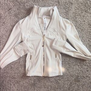 Lululemon cropped define jacket.